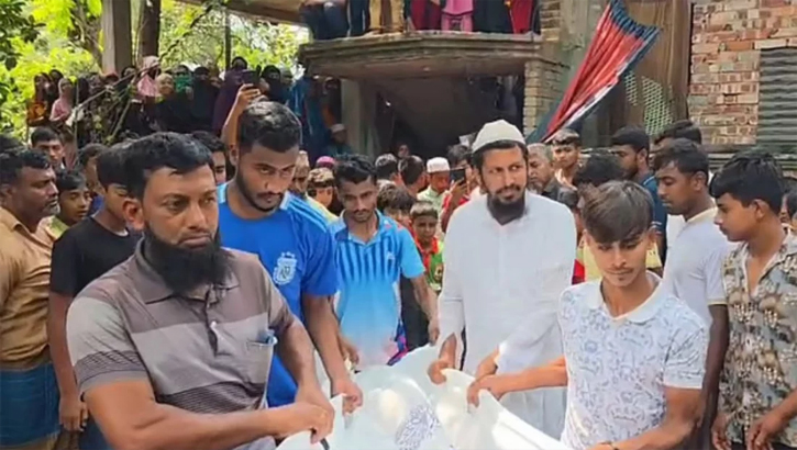 ভোলায় ঘরে ঢুকে প্রবাসীর স্ত্রীকে কুপিয়ে হত্যা